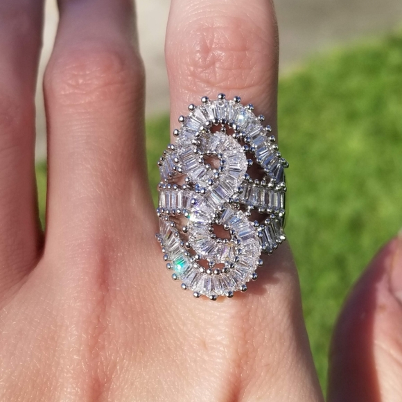 🆕️S925-White Sapphire Infinity Cocktail Ring - Picture 3 of 8